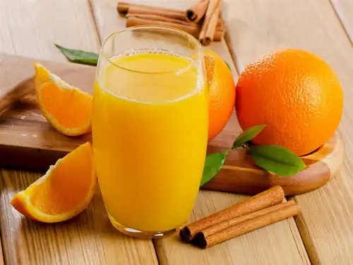عصير برتقال طازج